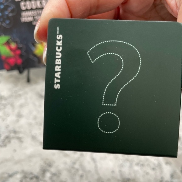 Starbucks 2024 Winter Holiday Surprise Silicone Topper. NWT. Unopened box. Fun! - Picture 2 of 6